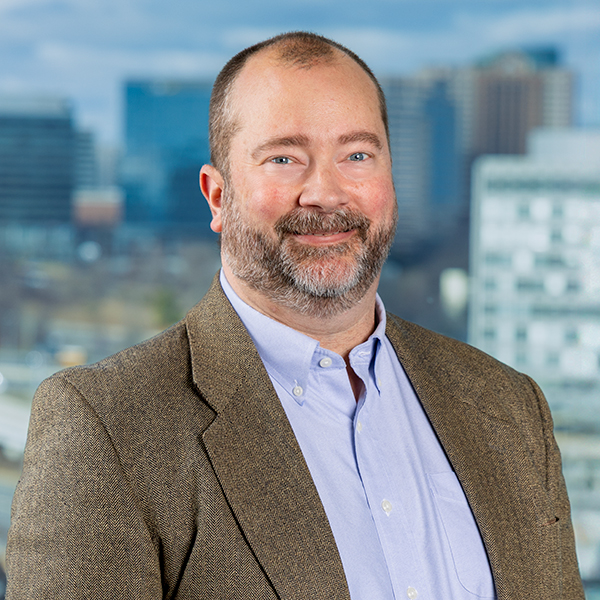 Headshot of Brian Simmons